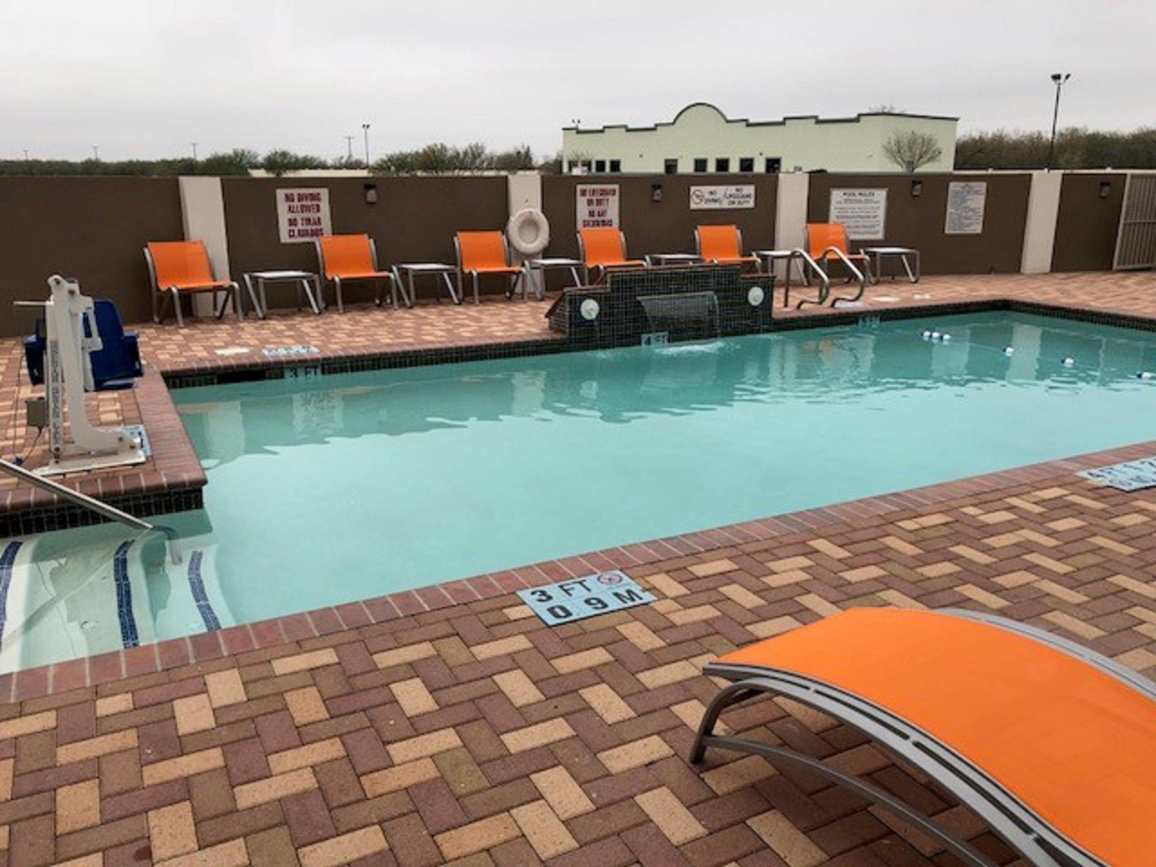 Holiday Inn Express Hotel & Suites Rio Grande City, An Ihg Hotel Buitenkant foto