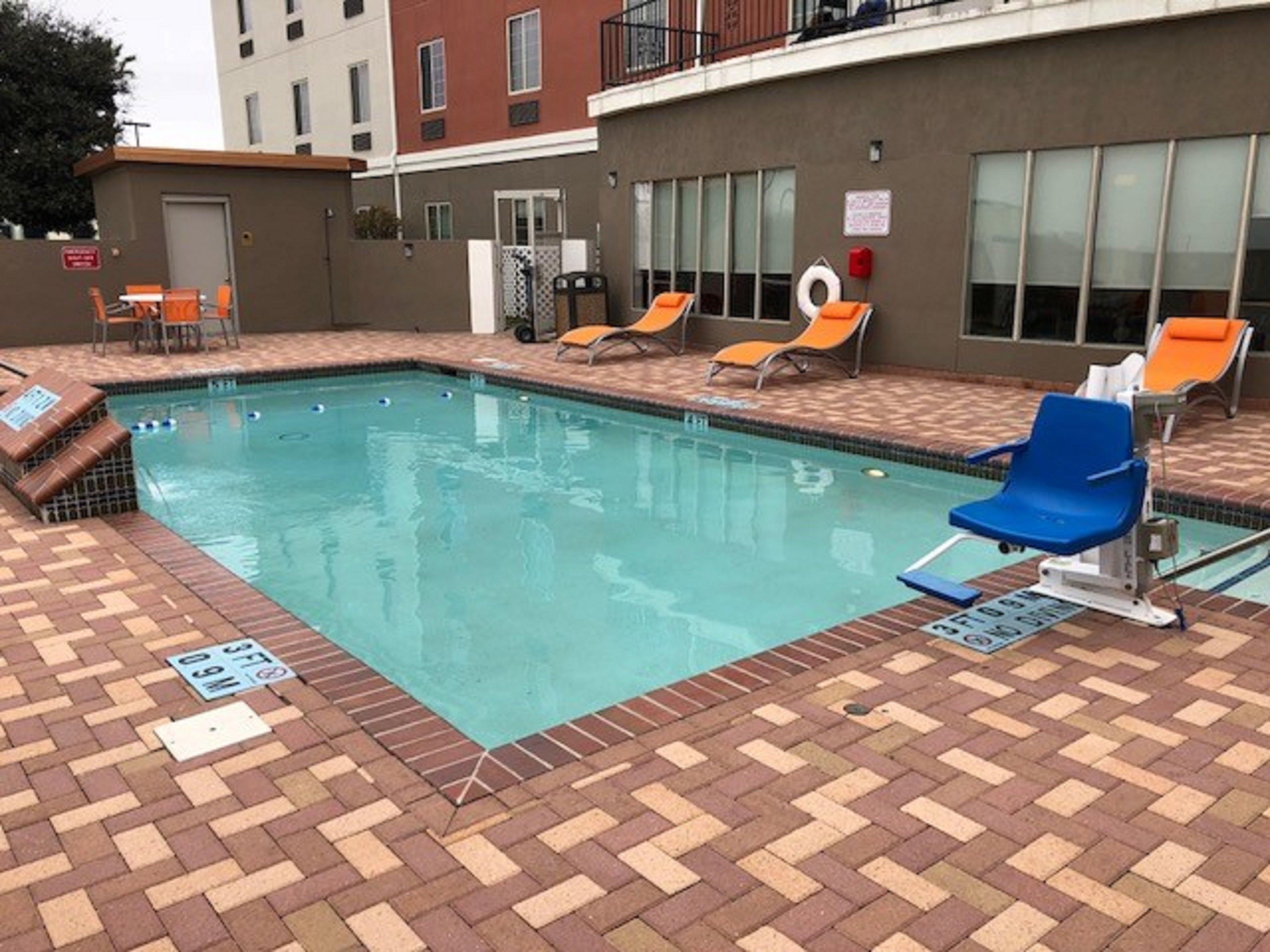 Holiday Inn Express Hotel & Suites Rio Grande City, An Ihg Hotel Buitenkant foto