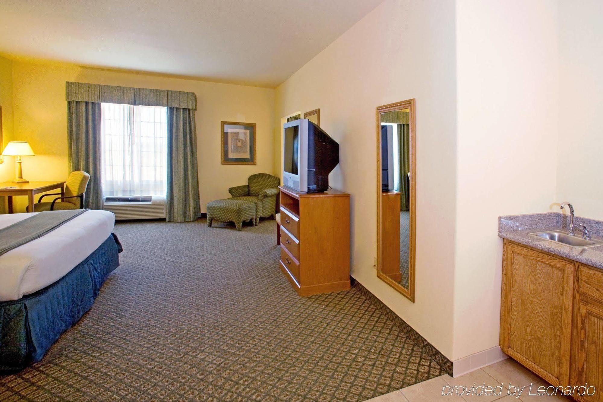 Holiday Inn Express Hotel & Suites Rio Grande City, An Ihg Hotel Kamer foto